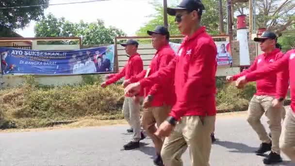 Muntok Indonesia September 2023 Male Participants Marching Various Costumes Celebration — Stock Video