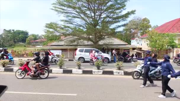 Muntok Indonesia September 2023 Marcherende Troepen Van Mannen Vrouwen Blauwe — Stockvideo