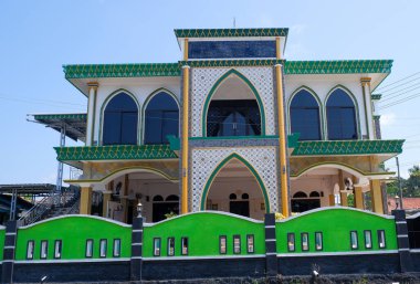 Muntok City, Batı Bangka, Endonezya 'da Cam Pencereli İki Katlı Cami