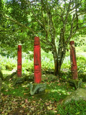 Taman Kemesraan 'ın manzarası. Endonezya turizmi. Nehir, ağaç ve orman gibi güzel mimari ve doğa. Malang, Endonezya - 6 Maret 2024