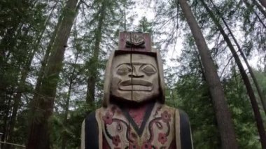 Kanada, Vancouver 'da yerli totem