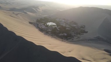 Çölde gerçek bir vaha. Peru