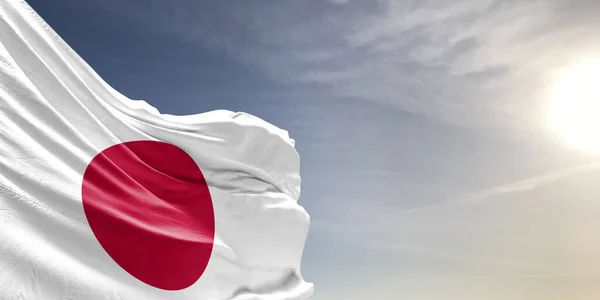 Japan Nationale Vlag Doek Doek Zwaaien Mooie Grijze Lucht Achtergrond — Stockfoto
