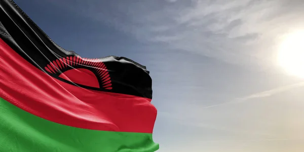 Malawi Bandiera Nazionale Stoffa Tessuto Sventolando Sul Bel Cielo Grigio — Foto Stock