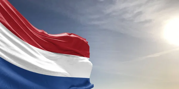 Holanda Tecido Pano Bandeira Nacional Acenando Céu Cinza Bonito Fundo — Fotografia de Stock