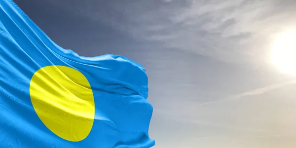 Palau Národní Vlajka Tkaniny Vlnění Krásné Šedé Obloze Pozadí — Stock fotografie