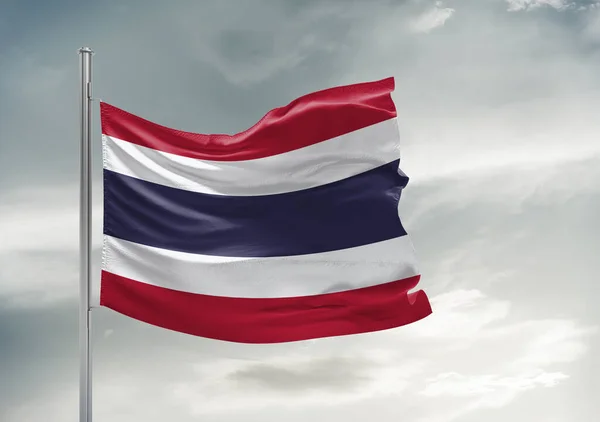 Thajsko Národní Vlajkové Tkaniny Vlnění Krásné Šedé Obloze Pozadí — Stock fotografie