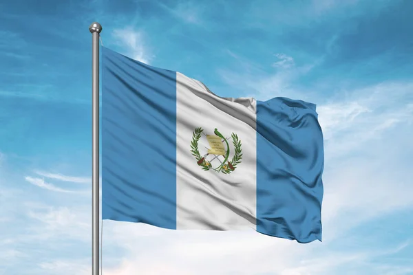 Tela Tela Bandera Nacional Guatemala Ondeando Sobre Hermoso Fondo Nublado —  Fotos de Stock