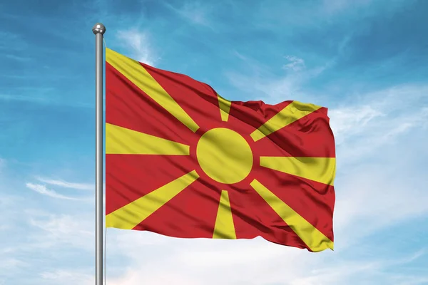 Észak Macedónia Nemzeti Zászló Szövet Integetett Gyönyörű Felhős Háttér — Stock Fotó