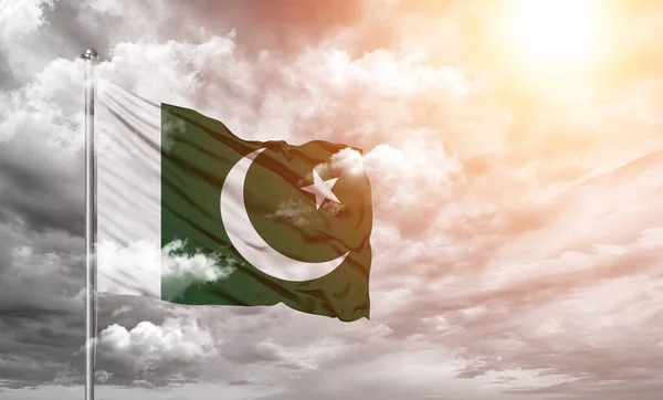 Pakistan National Flagga Tyg Viftar Vacker Grå Bakgrund — Stockfoto