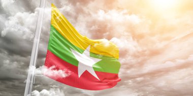 Myanmar (Burma) güzel gri arka planda sallanan ulusal bayrak kumaşı.
