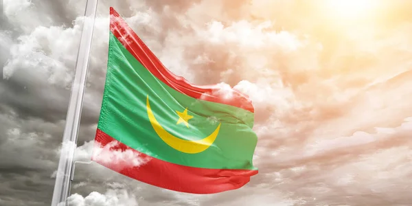Mauritania National Flag Cloth Fabric Waving Beautiful Grey Background — Stock Photo, Image