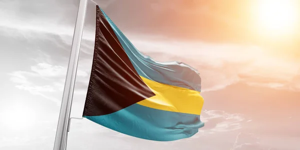 Bahamy Tkanina Narodowa Flaga Macha Pięknym Tle Zachmurzone — Zdjęcie stockowe