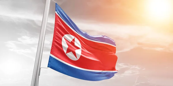 Korea Nordnationell Flagga Tyg Viftar Vackra Molnigt Bakgrund — Stockfoto