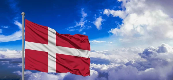 Dinamarca Bandera Nacional Tela Ondeando Hermoso Cielo Fondo —  Fotos de Stock