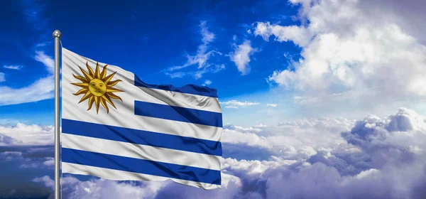 Ύφασμα Εθνικής Σημαίας Της Ουρουγουάης Κυματίζει Όμορφο Θολό Γκρι Φόντο — Φωτογραφία Αρχείου