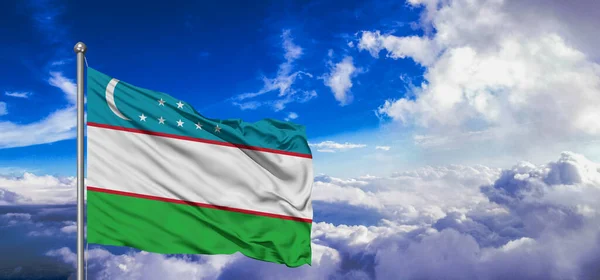 Üzbegisztán Nemzeti Zászló Szövet Hullámzó Gyönyörű Felhős Szürke Háttér — Stock Fotó