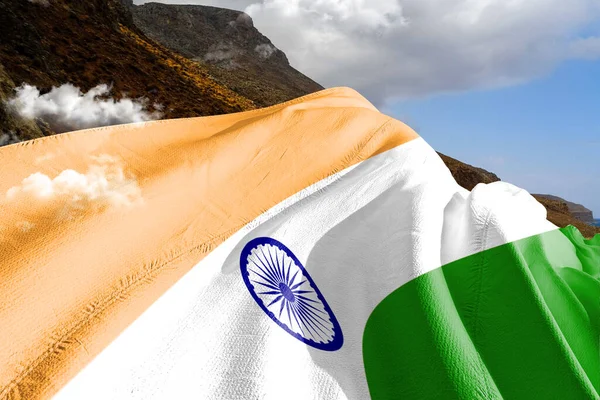Ινδία Εθνική Σημαία Ύφασμα Κυματίζει Στο Όμορφο Φόντο Του Βουνού — Φωτογραφία Αρχείου