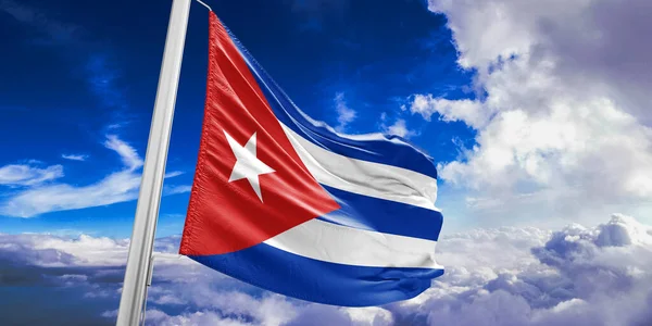 Kuba Narodowy Sztandar Tkanina Macha Pięknym Niebie Tło — Zdjęcie stockowe