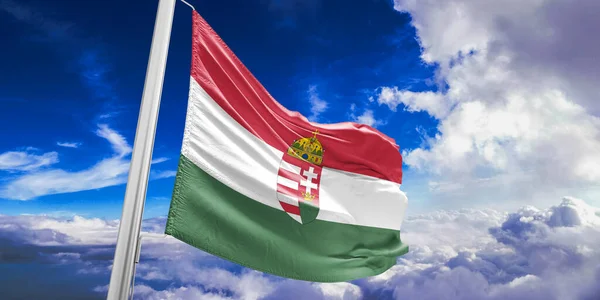 Maďarsko Národní Vlajkové Tkaniny Vlnění Krásné Obloze Pozadí — Stock fotografie