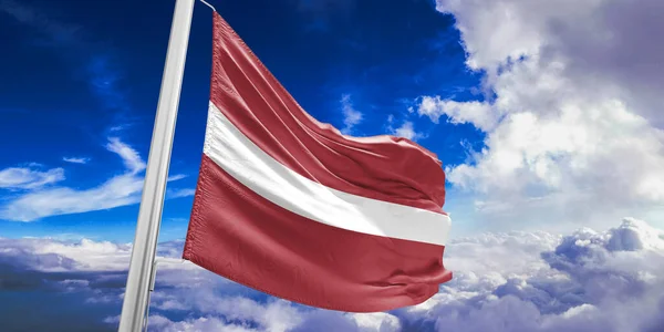 Lotyšsko Národní Vlajkové Tkaniny Vlnění Krásné Obloze Pozadí — Stock fotografie