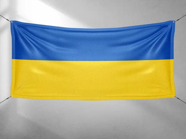 Güzel Gri Arka Planda Sallanan Ukrayna Ulusal Bayrak Kumaşı — Stok fotoğraf