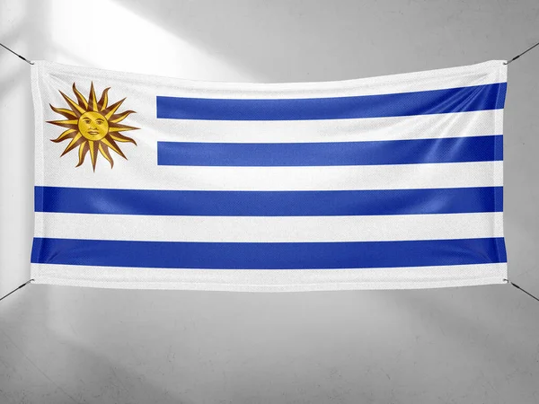 Gri Arkaplanda Sallanan Uruguay Ulusal Bayrak Kumaşı — Stok fotoğraf