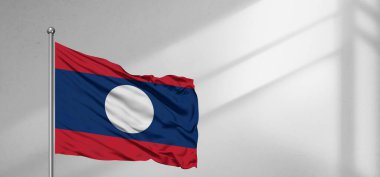 Laos Ulusal Bayrak Kumaşı Güzel pencere açık gri arka planda sallanıyor.