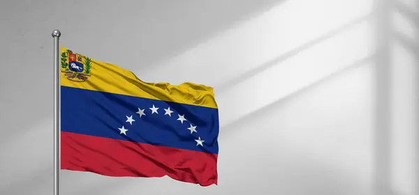 Venezuela Ulusal Bayrak Kumaşı Güzel pencere açık gri arka planda sallanıyor.