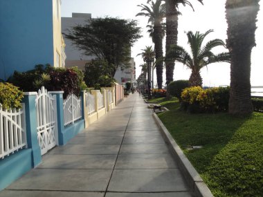 La Punta mahallesinin kaldırımı El Callao Peru