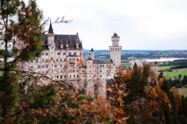 Najbardziej Znanym Zamkiem Bawarii Jest Neuschwanstein Najbardziej Turystyczne Miejsce Bawarii — Zdjęcie stockowe