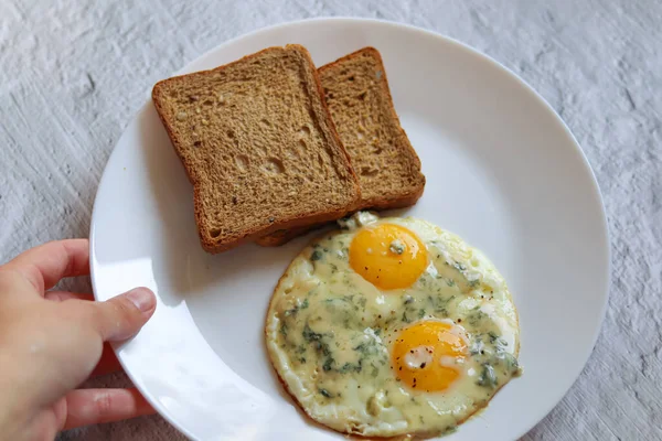 Close Άποψη Του Νόστιμα Τηγανητά Αυγά Νόστιμο Πρωινό Υγιεινό Φαγητό — Φωτογραφία Αρχείου