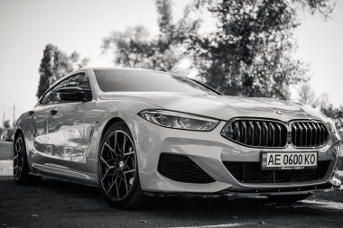 Kam 'yanske, Ukrayna. 24.09.23.Araba Fuarı. Otomobil kiralama. Araba kiralama. Araba kiralama. Yeni BMW.sport araba. Ayarlama. BMW in M package.wallpaper. Güzel teknolojik otomobil..