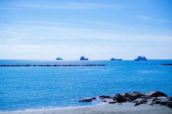 Vacker Utsikt Över Fartyg Långt Borta Havet Solig Dag Cypern — Stockfoto