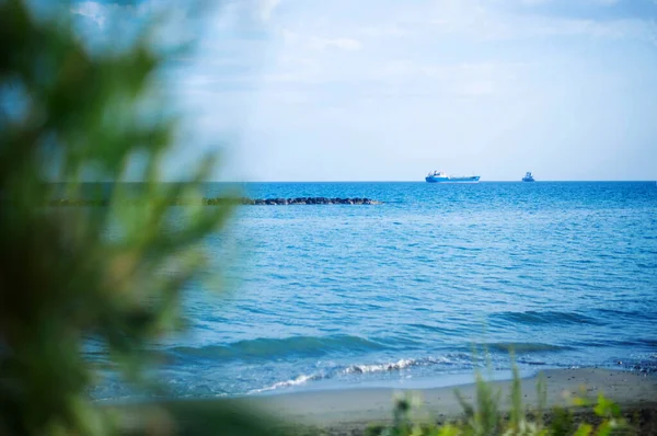 Hermosa Vista Los Barcos Lejos Mar Día Soleado Chipre — Foto de Stock