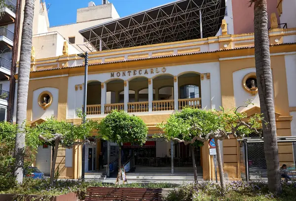 Torren, Valencia, İspanya; 4-24-2024 Montecarlo sineması Torrent şehrinde