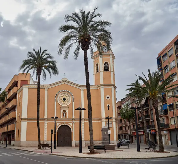 Torrent, Valencia, İspanya; 4-28-2024 San Luis de Bertrn Kilisesi Torrente