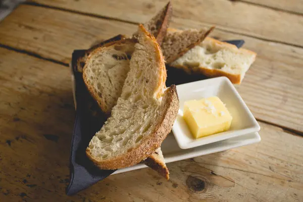 Başlangıç, Sidel ve Köy Tahta Tablosu Dips 'li Şarküteri Kurulu