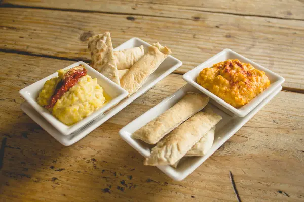 Başlangıç, Sidel ve Köy Tahta Tablosu Dips 'li Şarküteri Kurulu