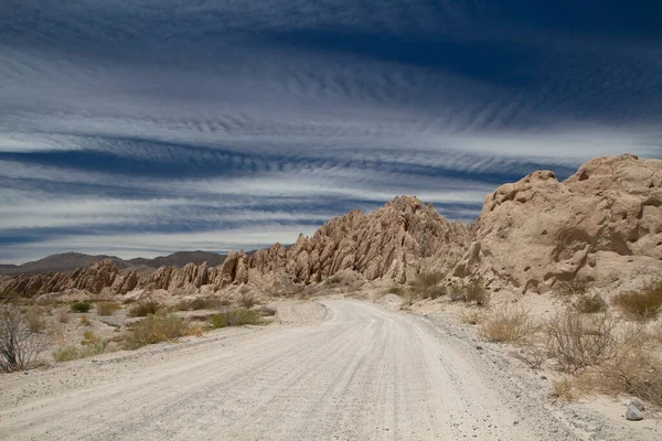 Wycieczka Przejeżdżając Polną Drogą Przez Pustynię Trasa Skalista Dolina Beżowe — Zdjęcie stockowe