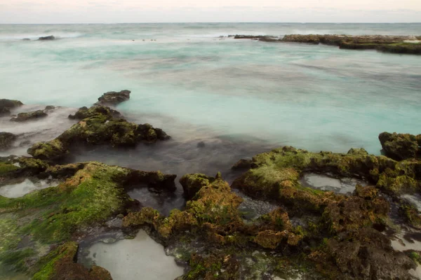 Atardecer Playa Tropical Bahía Long Exposure Shot Turquoise Color Sea — Foto de Stock