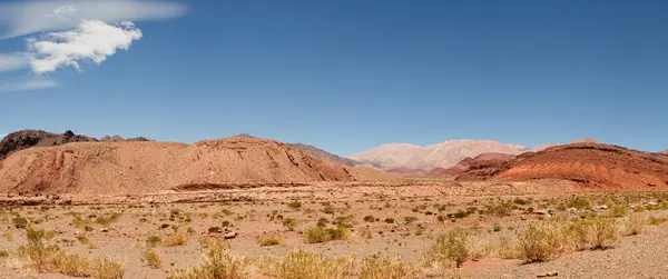 Paesaggio Deserto Vista Della Valle Arida Sabbia Rossa Formazioni Arenaria — Foto Stock