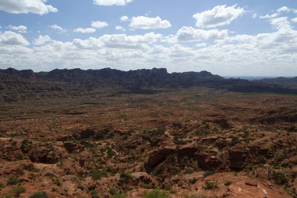 Пустынный Пейзаж Вид Красный Песчаник Скальные Образования Скалы Горы Водопады — стоковое фото