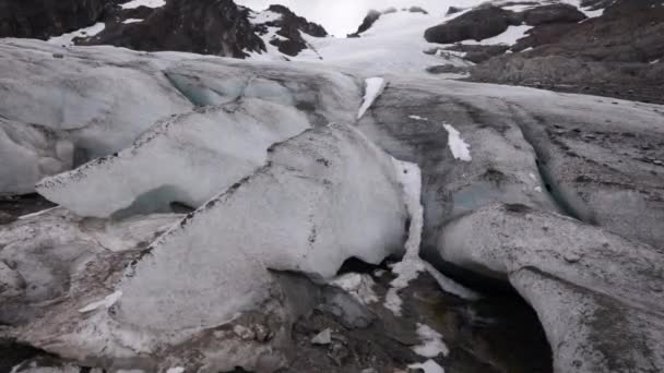 Gletscherschmelze Sommer Umweltschutz Blick Auf Die Gletscherhöhle Gebirge Und Das — Stockvideo