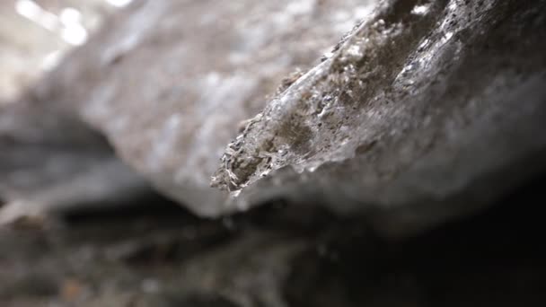Schmelzendes Gletscherwasser Fällt Zeitlupe — Stockvideo