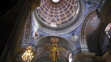 Architecture. Inside view of the Basilica Menor y Convento de San Francisco vault and dome. 