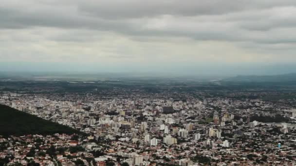 Parte Della Città Salta Argentina Circondata Colline Sotto Cielo Nuvoloso — Video Stock