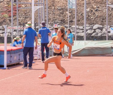 İstanbul hindi hindisi - 17 Haziran 2017 İstanbul Olimpiyat Federasyonu sırasında koşan tanımlanamayan sporcu