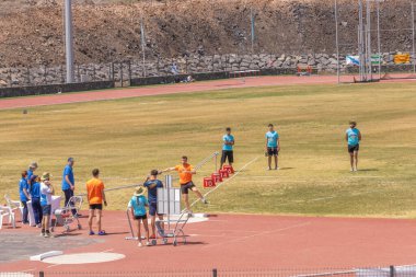 İstanbul, Türkiye - 24 Ağustos, 20 021: Türk Olimpiyat Federasyonu 'nda koşan sporcular.