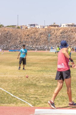 Odessa, Ukrayna - 17 Temmuz, 2019: Ukrayna bayan sporcular arasında şampiyonluk. Maratondaki sporcular oynuyor. sağlıklı ve